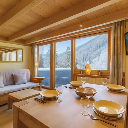 Grand Roc - Campanules 202 - Happy Chamonix